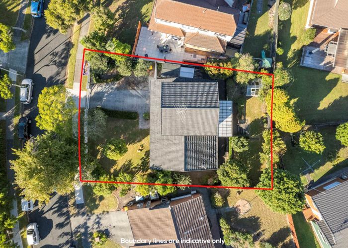  at 6 Voltaire Court, Botany Downs, Auckland