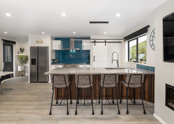  at 15 Beach Road, Waikawa, Marlborough, Marlborough