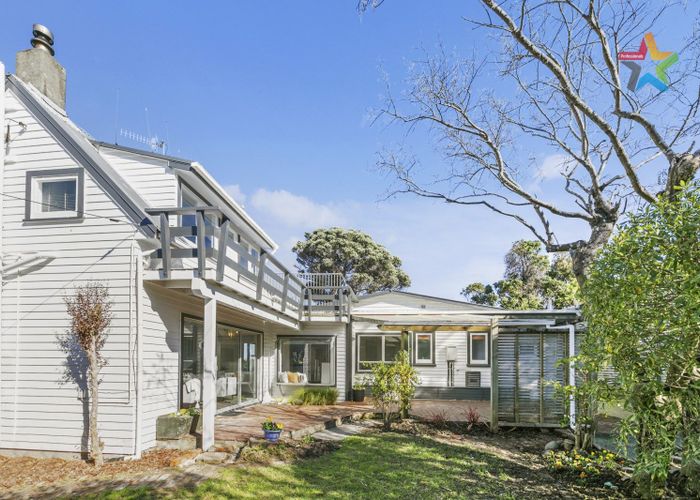  at 30 Singers Road, Korokoro, Lower Hutt