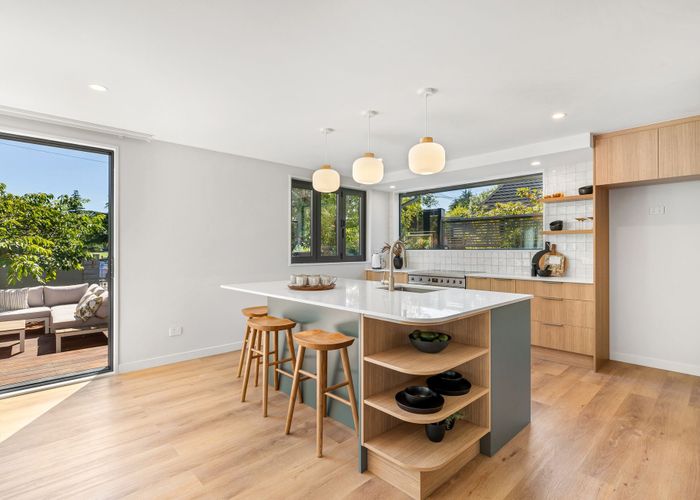  at 429 Avonhead Road, Avonhead, Christchurch