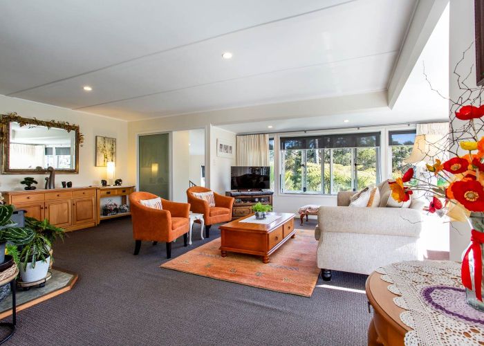  at 2/32 Capilano Place, Glenfield, North Shore City, Auckland