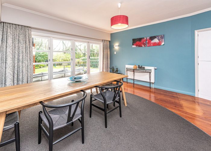  at 16 Oakland Avenue, Saint Johns Hill, Whanganui