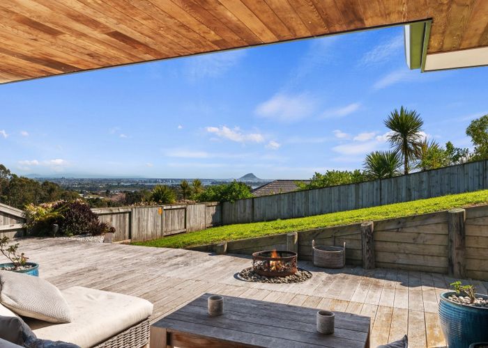  at 24 Moira Close, Welcome Bay, Tauranga