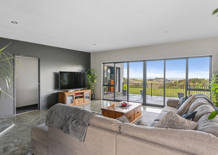  at 65 Avery Road, Eskdale, Napier