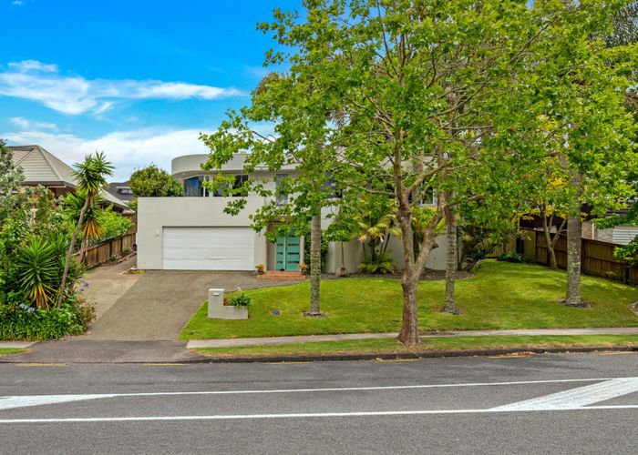  at 41 Marina View Drive, West Harbour, Auckland