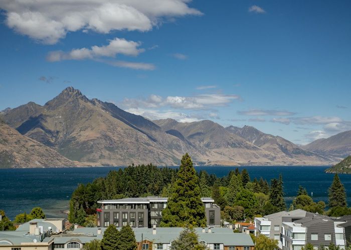  at 9-13 Hallenstein Street & 1 York Street, Town Centre, Queenstown-Lakes, Otago