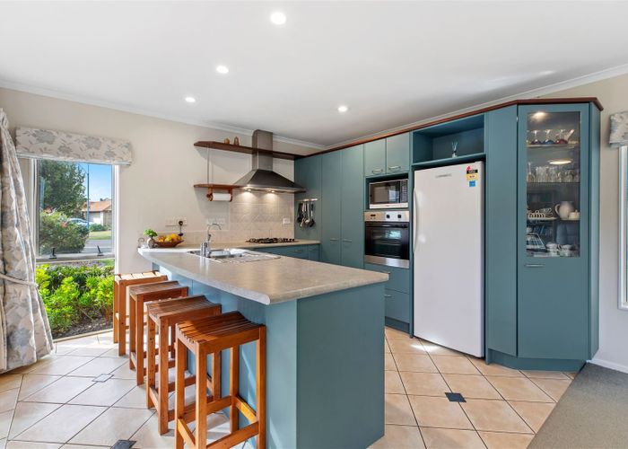  at 22 Mcleod Place, Papamoa Beach, Papamoa