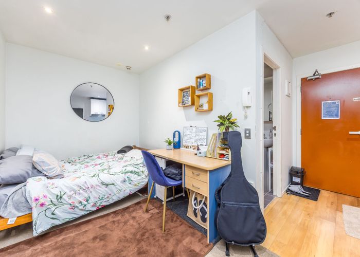  at 1J/32 Eden Crescent, City Centre, Auckland City, Auckland