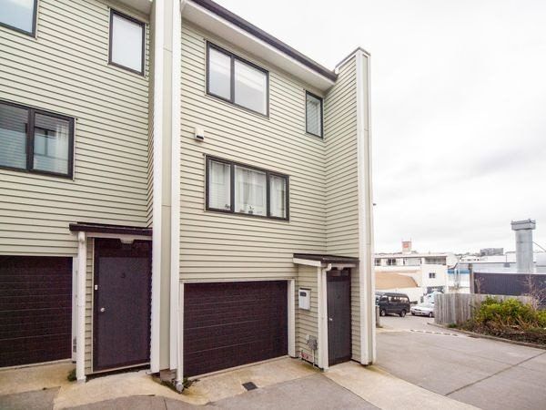  at 2/11 Gordon Place, Newtown, Wellington, Wellington