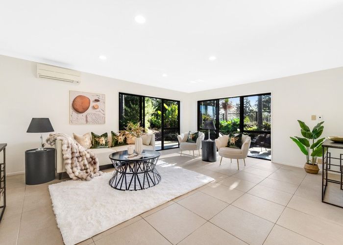  at 4 Seneca Court, Golflands, Manukau City, Auckland