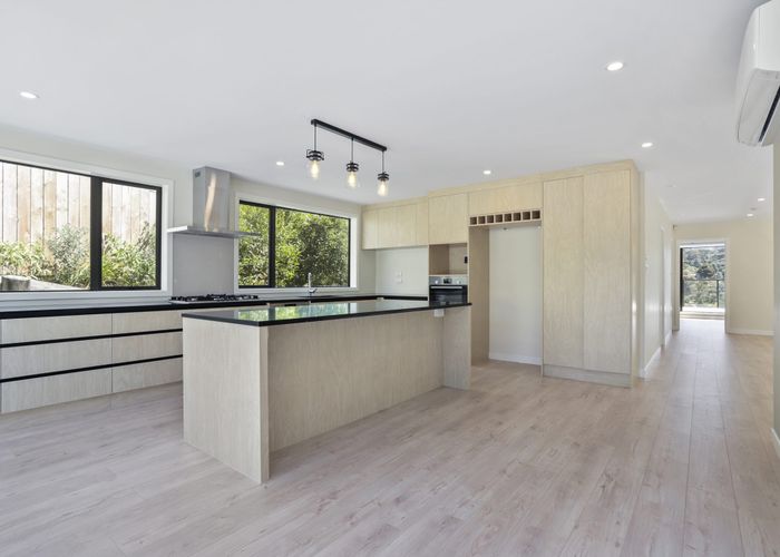  at 211 Victory Road, Laingholm, Auckland
