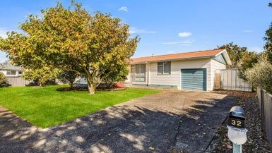  at 32 Cascade Crescent, Westbrook, Palmerston North