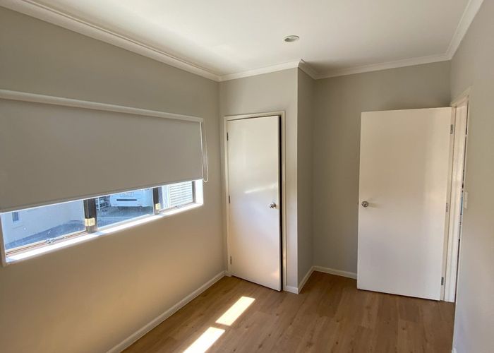  at 5 Monet Grove, West Harbour, Auckland