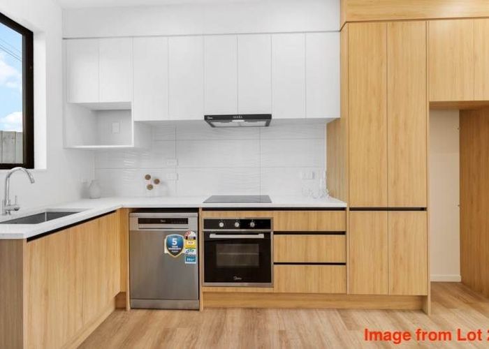  at 10/98 Tonar Street, Northcote, North Shore City, Auckland