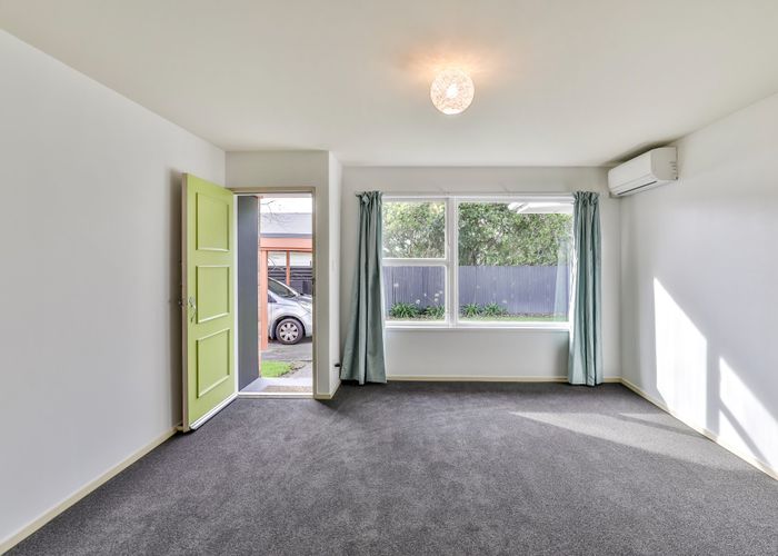  at 4/13 Mountain View Road, Western Springs, Auckland City, Auckland
