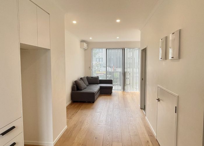  at 19 Mahalo Avenue, Wiri, Manukau City, Auckland