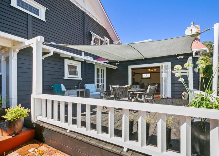  at 124 Pendarves Street, City Centre, New Plymouth, Taranaki