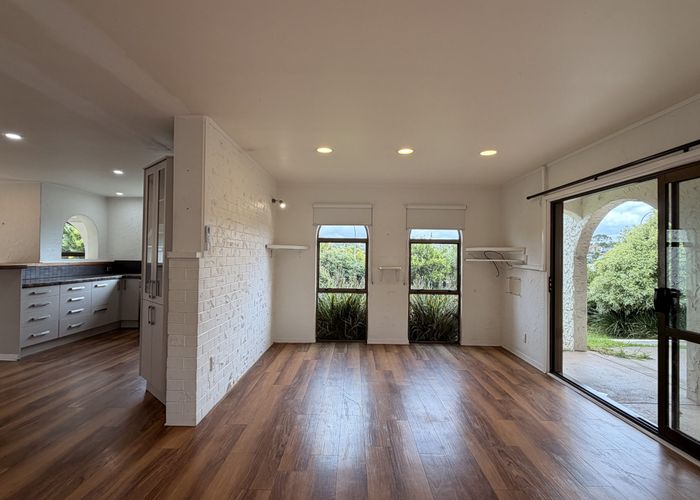  at 2 Fallow Street, Browns Bay, Auckland