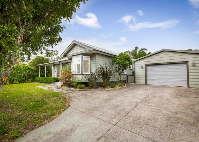  at 12 Rheingold Place, Huapai, Kumeu