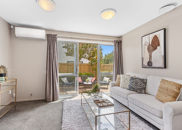  at 1/84 Shakespeare Road, Waltham, Christchurch