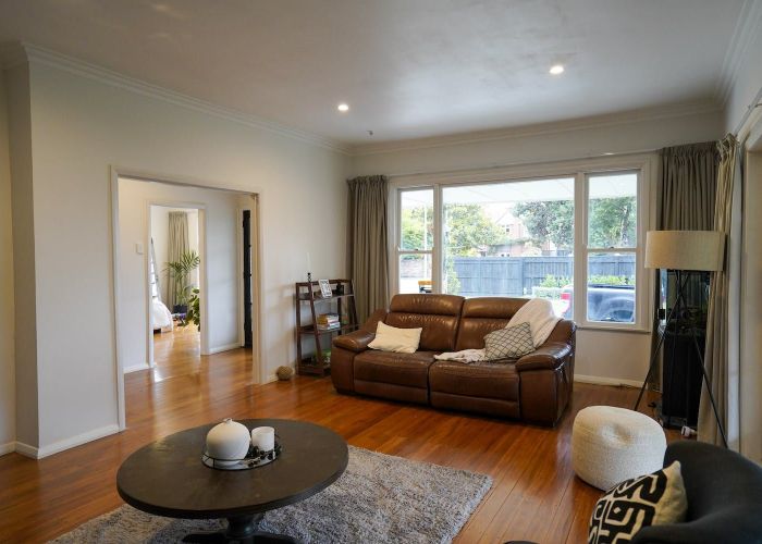  at 324 College Street, West End, Palmerston North