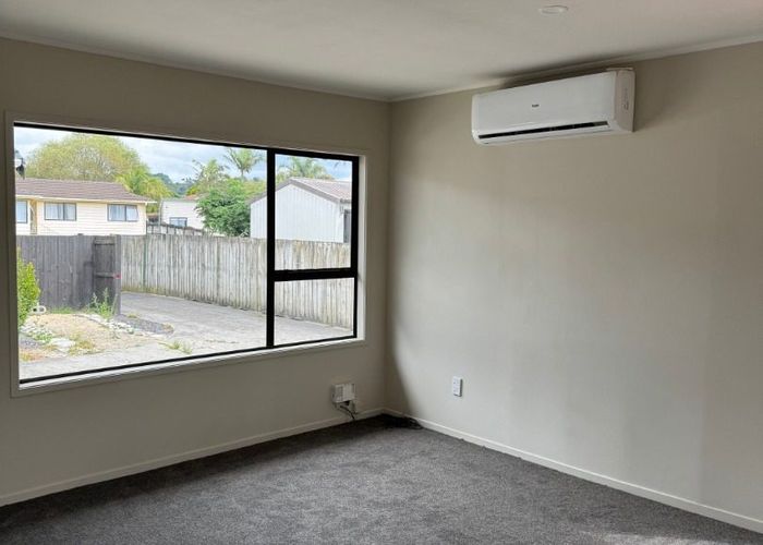  at 2/16 Edwin Freeman Place, Ranui, Auckland