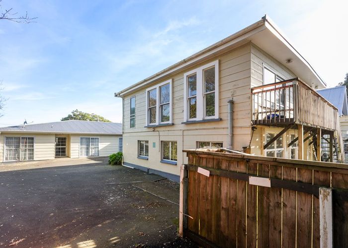  at 35 Mangorei Road, Strandon, New Plymouth, Taranaki
