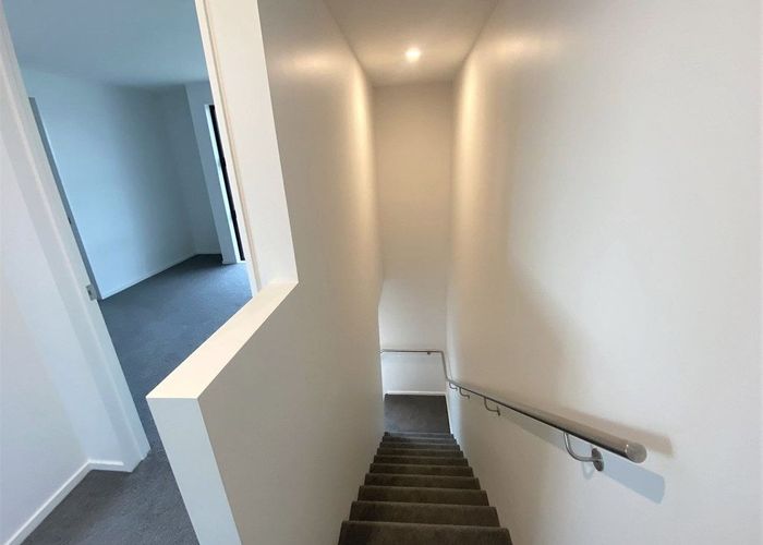  at 2/233 Edgeware Road, Edgeware, Christchurch City, Canterbury