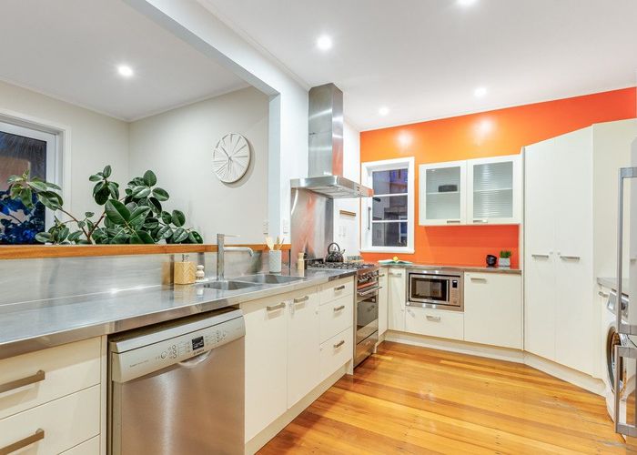  at 243 Rintoul Street, Berhampore, Wellington, Wellington