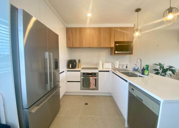  at 4/35 Rutland Road, Mount Wellington, Auckland City, Auckland