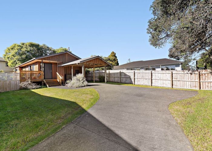  at 3/10 Springbank Lane, Te Atatu Peninsula, Waitakere City, Auckland