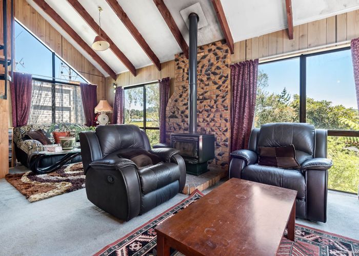  at 83 Captain Scott Road, Glen Eden, Auckland