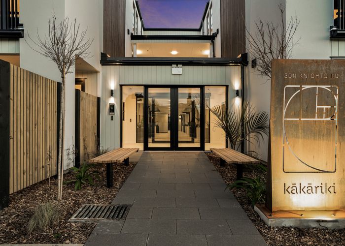  at 1/200 Knights Road, Lower Hutt, Lower Hutt, Wellington