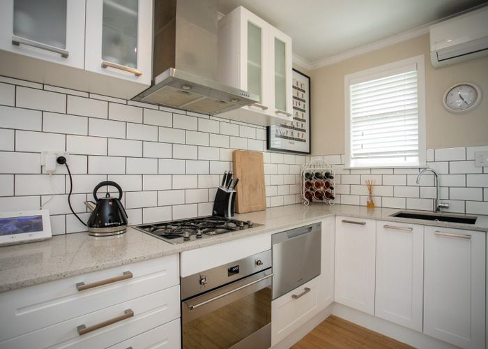  at 2/41 Spring Street, Onehunga, Auckland City, Auckland