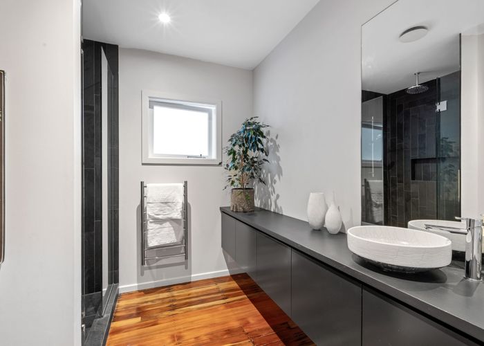  at 1/74 College Road, Northcote, North Shore City, Auckland