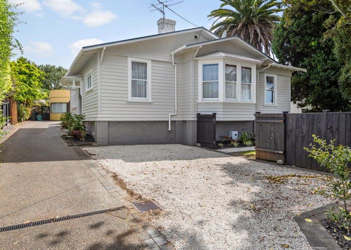  at 594 Mount Albert Road, Royal Oak, Auckland