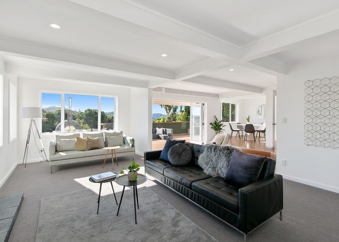 Free property data for 140 Messines Road, Karori, Wellington homes.co.nz