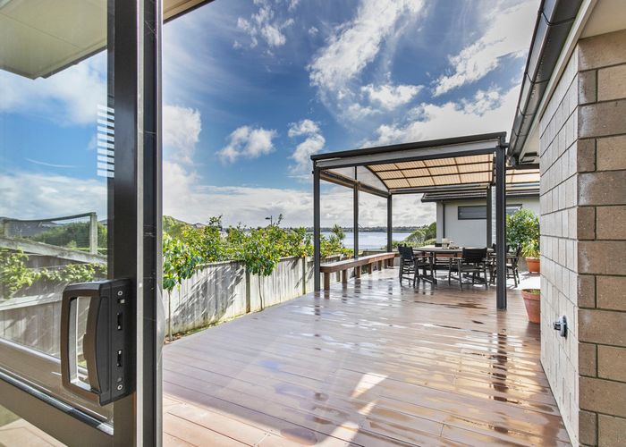 at 22 Pescara Point, Karaka, Papakura