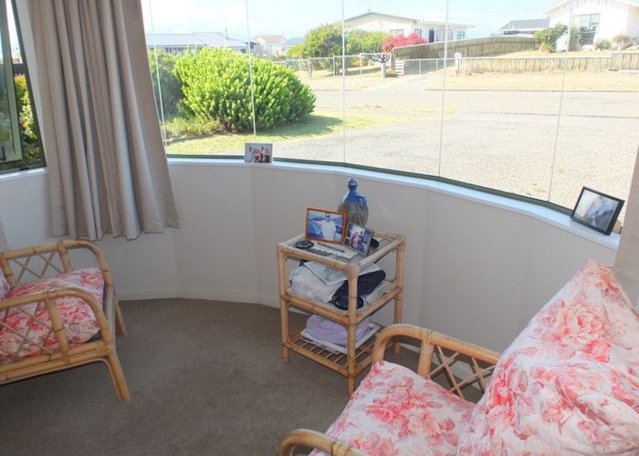  at 17 Hennessy Street, FOXTON BEACH, FOXTON