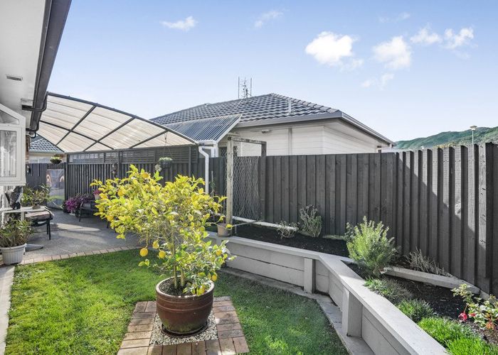  at 22 Woodland Mews, Wainuiomata, Lower Hutt