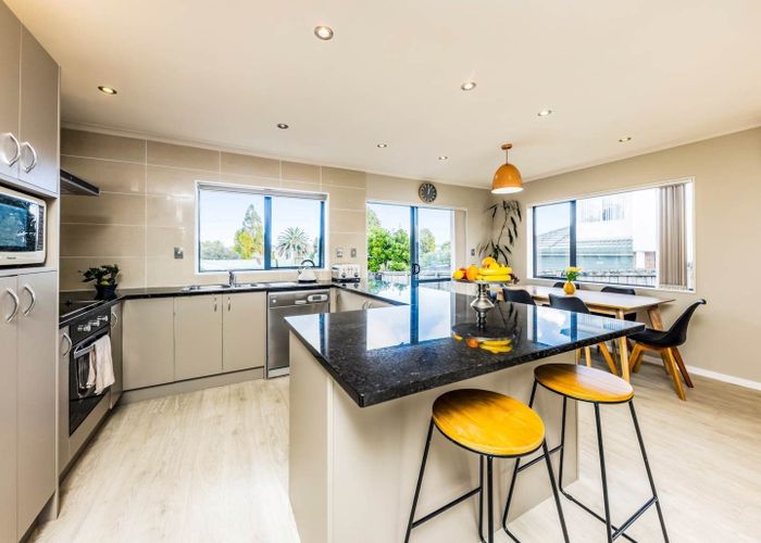  at 8B Cambourne Road, Papatoetoe, Manukau City, Auckland