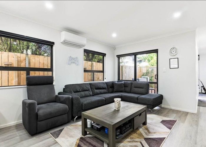  at 10F George Street, Mangere, Manukau City, Auckland