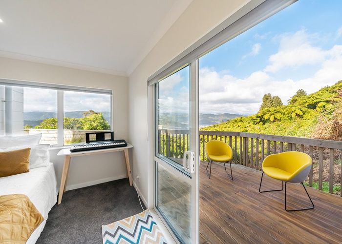  at 6 Lindis Lane, Kelson, Lower Hutt