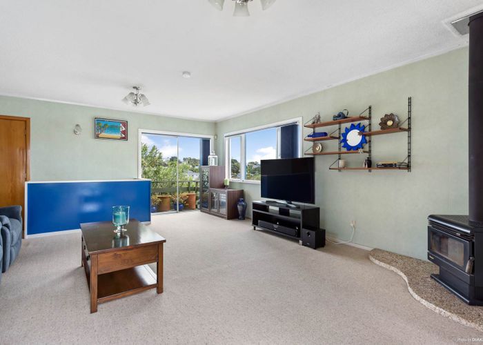  at 15 Lanigan Street, Birkdale, Auckland