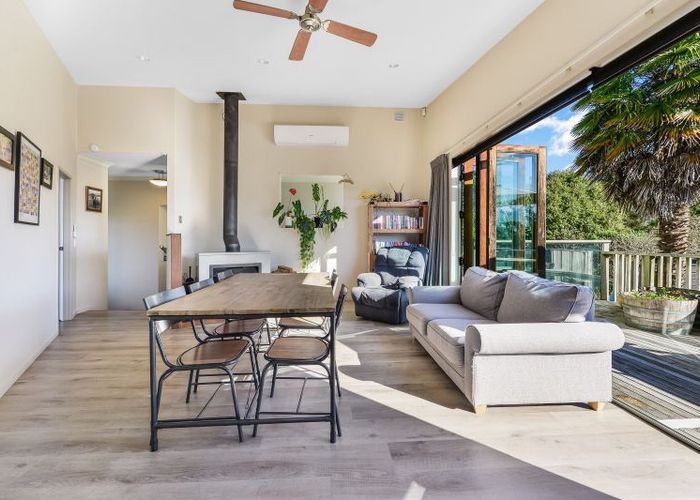  at 16 Logan Court, Chartwell, Hamilton, Waikato