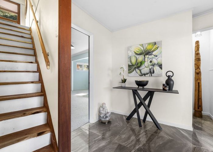  at 3 Thames Street, Welbourn, New Plymouth, Taranaki