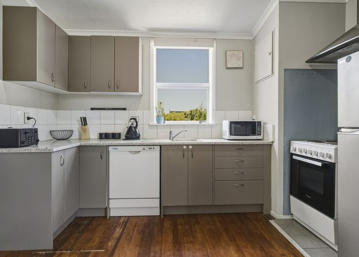  at 10 Glenross Street, Glenross, Dunedin, Otago