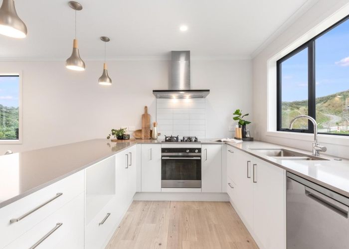  at 4 Holystone Road, Whitby, Porirua