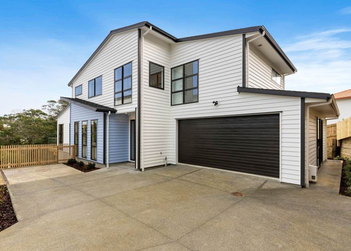  at 2/23 Stephanie Close, Glenfield, North Shore City, Auckland