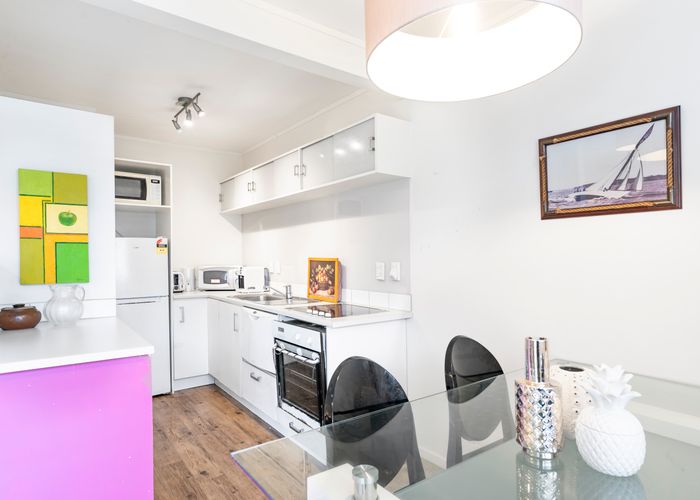  at 1/2 Cowie Street, Newmarket, Auckland